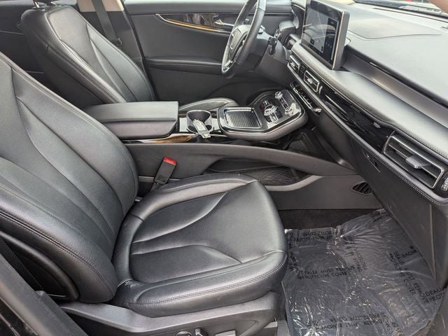 2023 Lincoln Nautilus Standard AWD!