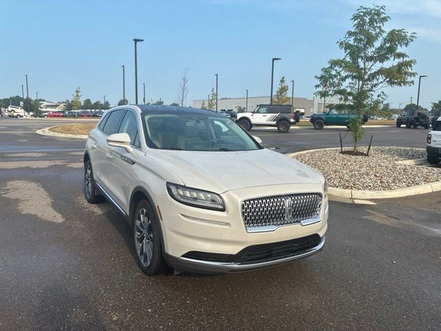 2022 Lincoln Nautilus Reserve