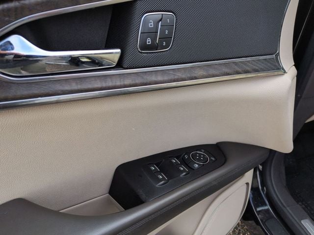 2019 Lincoln Nautilus Select