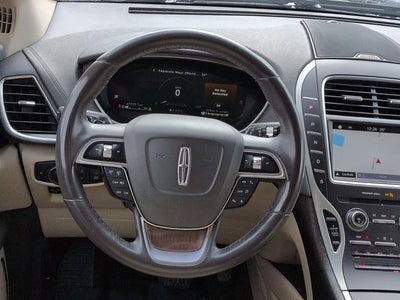 2019 Lincoln Nautilus Select