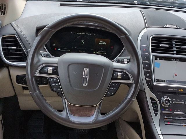 2019 Lincoln Nautilus Select