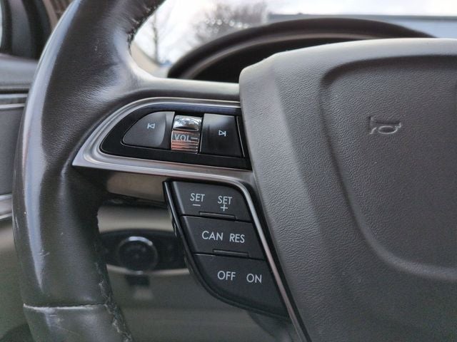 2019 Lincoln Nautilus Select