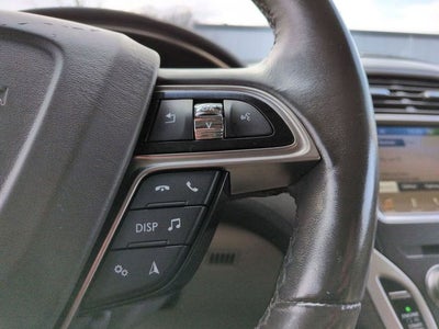 2019 Lincoln Nautilus Select