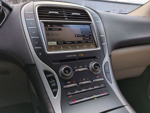 2019 Lincoln Nautilus Select