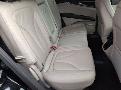 2019 Lincoln Nautilus Select