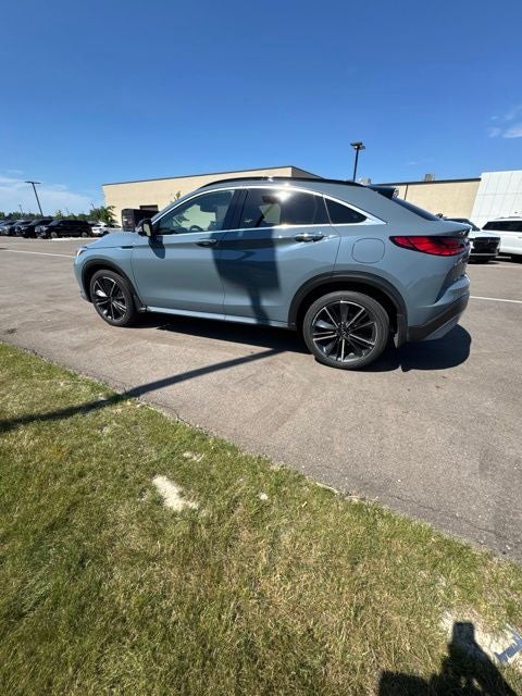 2022 INFINITI QX55 Essential AWD's photo