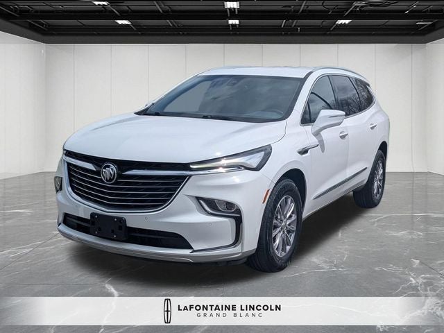 2023 Buick Enclave Essence's photo