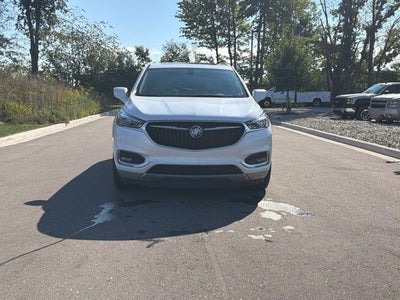 2020 Buick Enclave Essence