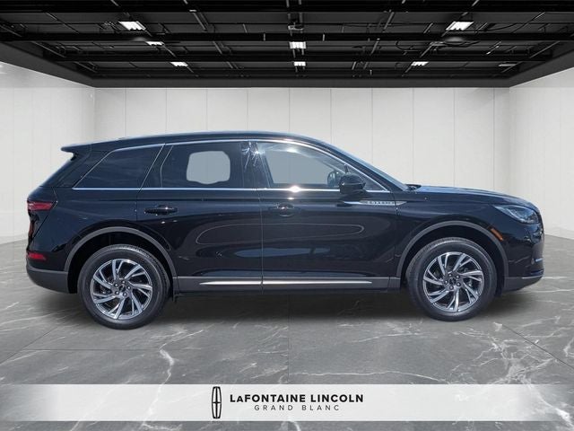 2023 Lincoln Corsair Standard AWD