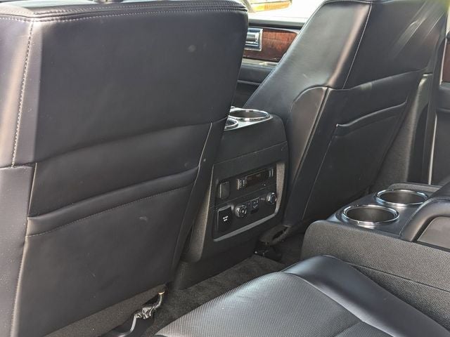 2017 Lincoln Navigator Select