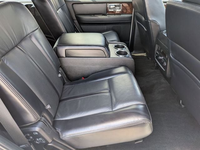 2017 Lincoln Navigator Select