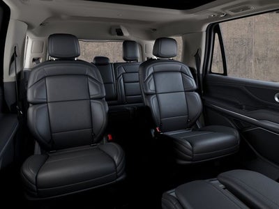 2027 Lincoln Navigator Reserve