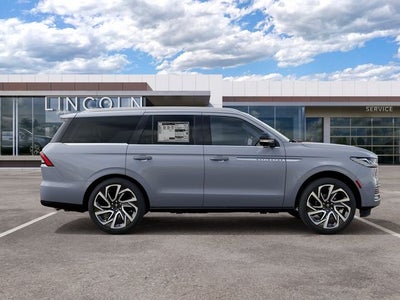 2027 Lincoln Navigator Reserve