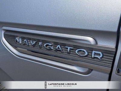 2022 Lincoln Navigator Standard 4WD!