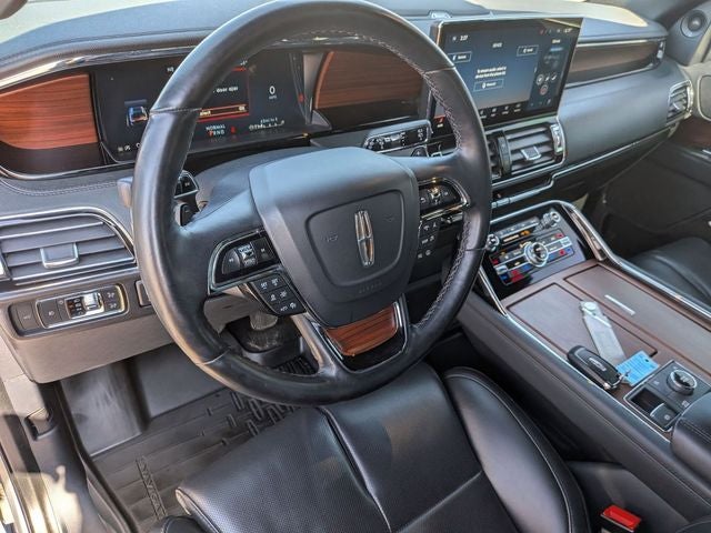 2022 Lincoln Navigator Standard 4WD!