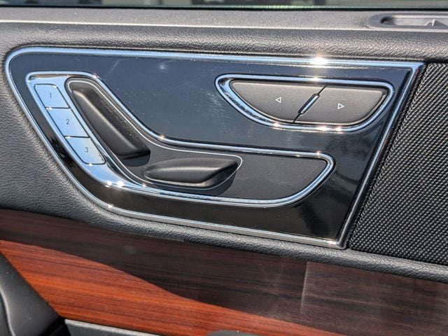 2022 Lincoln Navigator Standard 4WD!