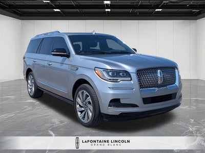 2022 Lincoln Navigator Standard 4WD!