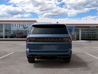 2027 Lincoln Navigator L Reserve