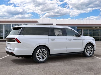 2027 Lincoln Navigator L Premiere