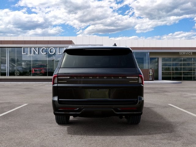 2027 Lincoln Navigator L Premiere
