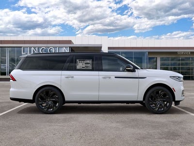 2027 Lincoln Navigator L Black Label
