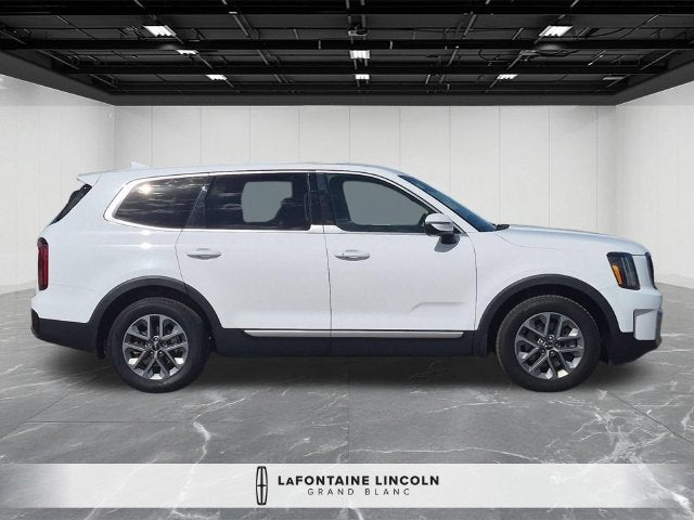 2023 Kia Telluride LX