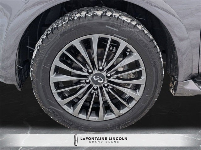 2024 INFINITI QX80 Premium Select