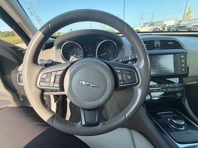 2018 Jaguar XE 25t Premium