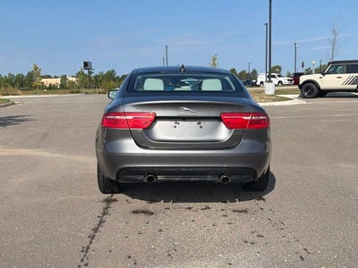 2018 Jaguar XE 25t Premium