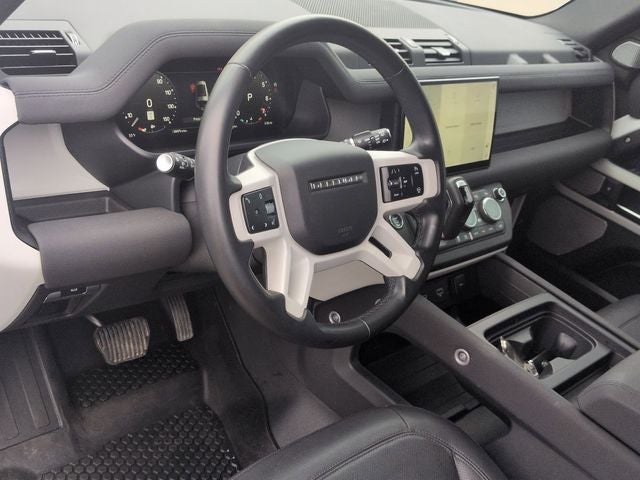 2023 Land Rover Defender 130 SE 4X4