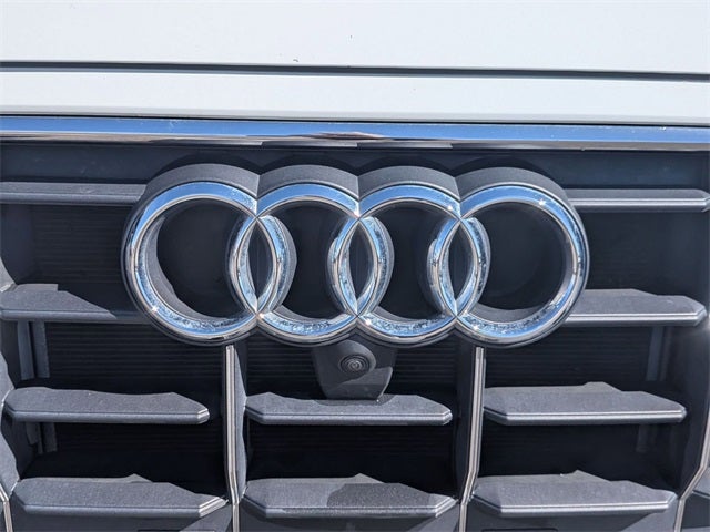 2022 Audi Q8 55 Premium Plus quattro