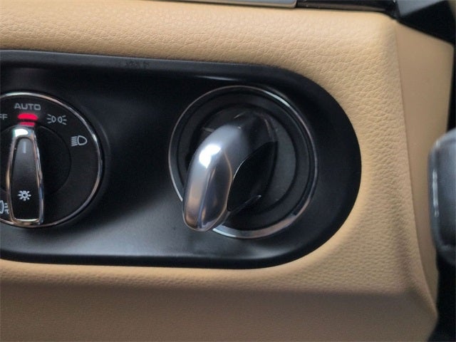 2018 Porsche Macan Sport Edition