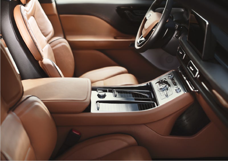 A 2023 Lincoln Aviator® Black Label model is shown in the Flight interior theme | LaFontaine Lincoln Grand Blanc in Flint MI