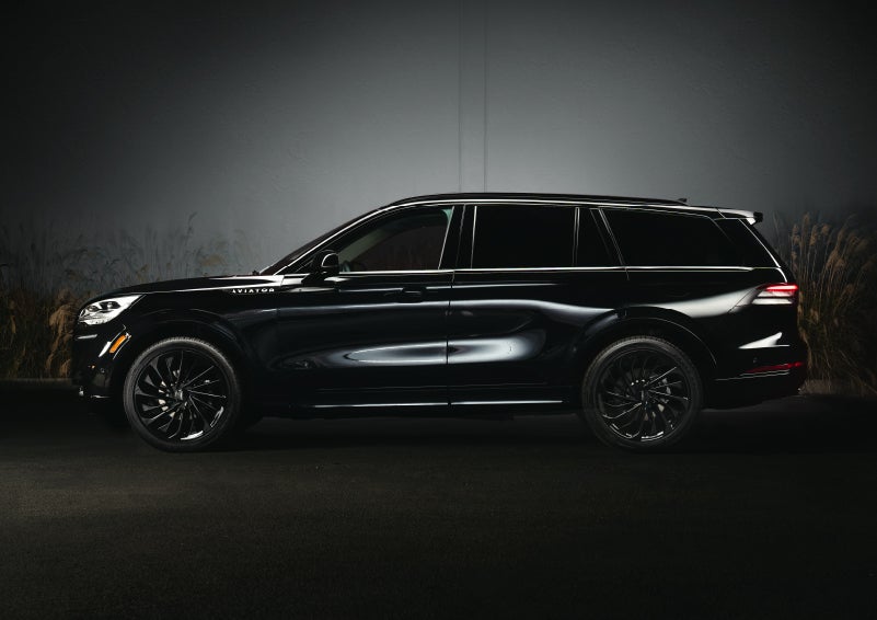 A 2024 Lincoln Aviator® SUV is shown in the Infinite Black exterior color | LaFontaine Lincoln Grand Blanc in Flint MI