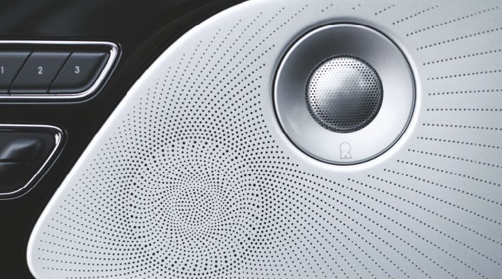 A stylish speaker cover of a 2024 Lincoln Aviator® SUV is shown | LaFontaine Lincoln Flushing in Flushing MI