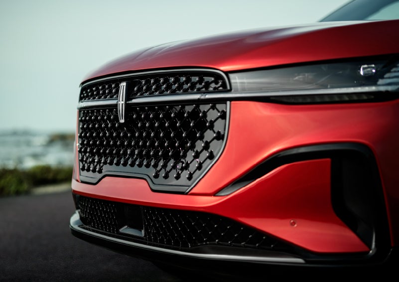 The sleek grille of a 2024 Lincoln Nautilus® SUV with the available Jet Appearance Package makes a bold statement. | LaFontaine Lincoln Flushing in Flushing MI