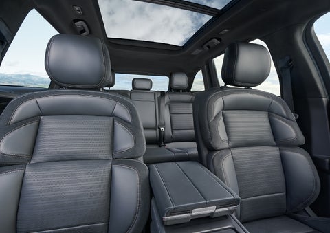 The spacious second row and available panoramic Vista Roof® is shown. | LaFontaine Lincoln Flushing in Flushing MI