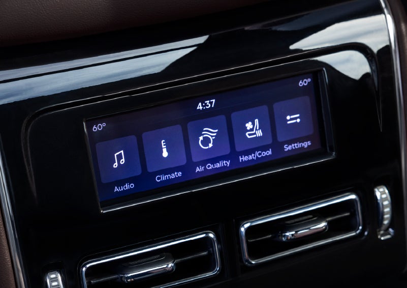 Driver controls like music, temperature, air quality, settings, and heat/cool seats are shown. | LaFontaine Lincoln Grand Blanc in Flint MI