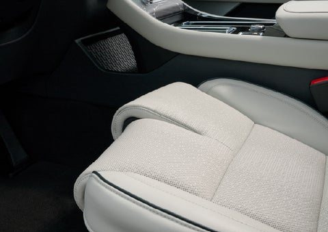 The front passenger Perfect Position seat is shown with the thigh extender adjusted.| LaFontaine Lincoln Grand Blanc in Flint MI