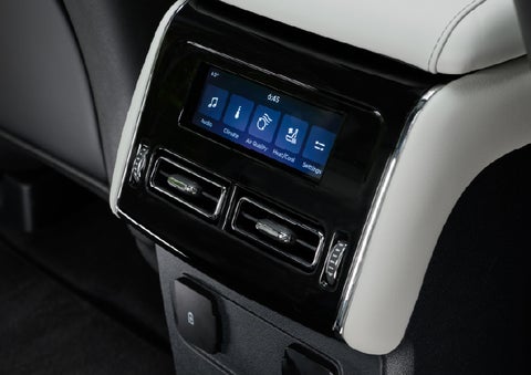 The second row touch screen displays audio and temperature control settings. | LaFontaine Lincoln Grand Blanc in Flint MI