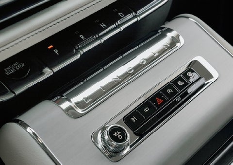 The piano key gear selector of a 2027 Lincoln Aviator® Back Label™ SUV. | LaFontaine Lincoln Grand Blanc in Flint MI