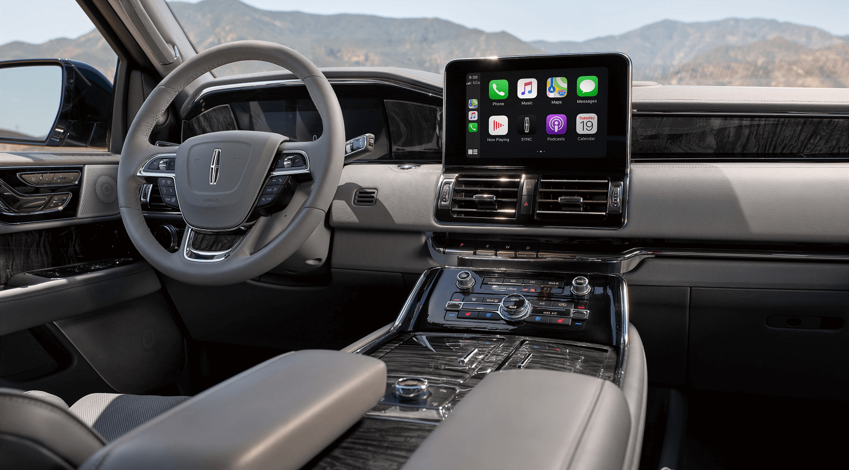 Lincoln Navigator technology